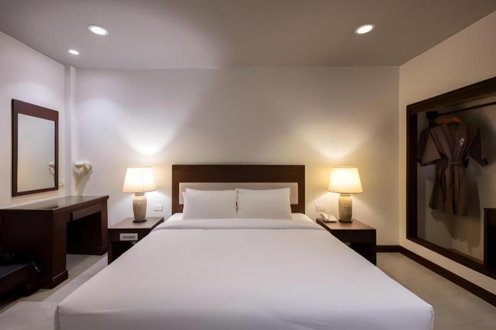 Rose Bay Resort Pattaya Zewnętrze zdjęcie