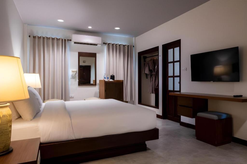 Rose Bay Resort Pattaya Zewnętrze zdjęcie